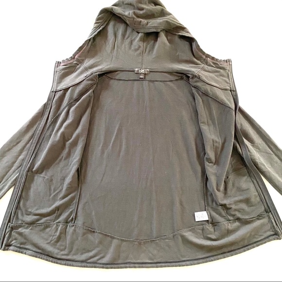 SOLD! 💚Alo Yoga Zip-Up Jacket - Picture 3 of 7